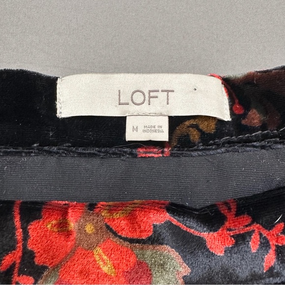 LOFT velvet off the shoulder top, M. - Picture 7 of 7